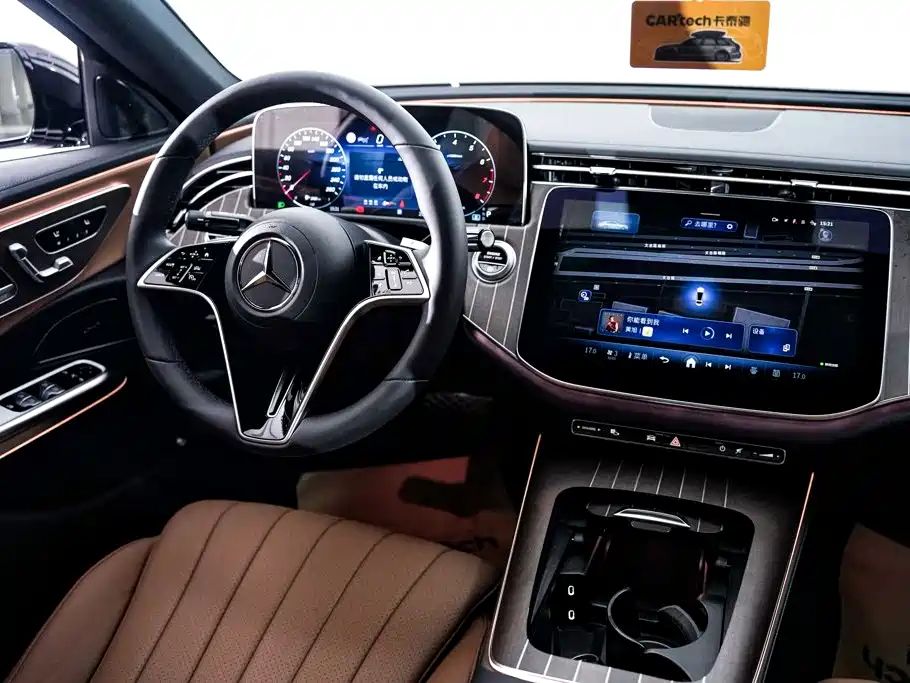 Mercedes-Benz E-Class — миниатюра 29