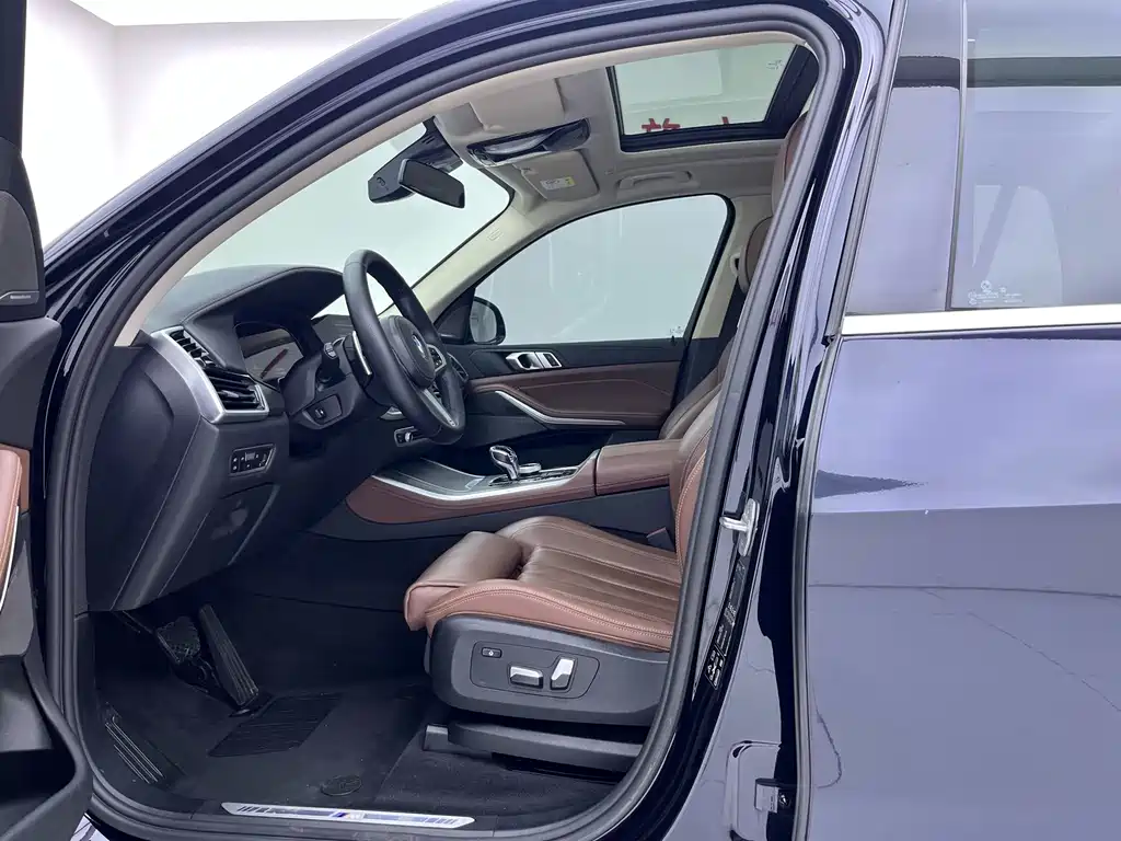 BMW X5 (Import) — миниатюра 24