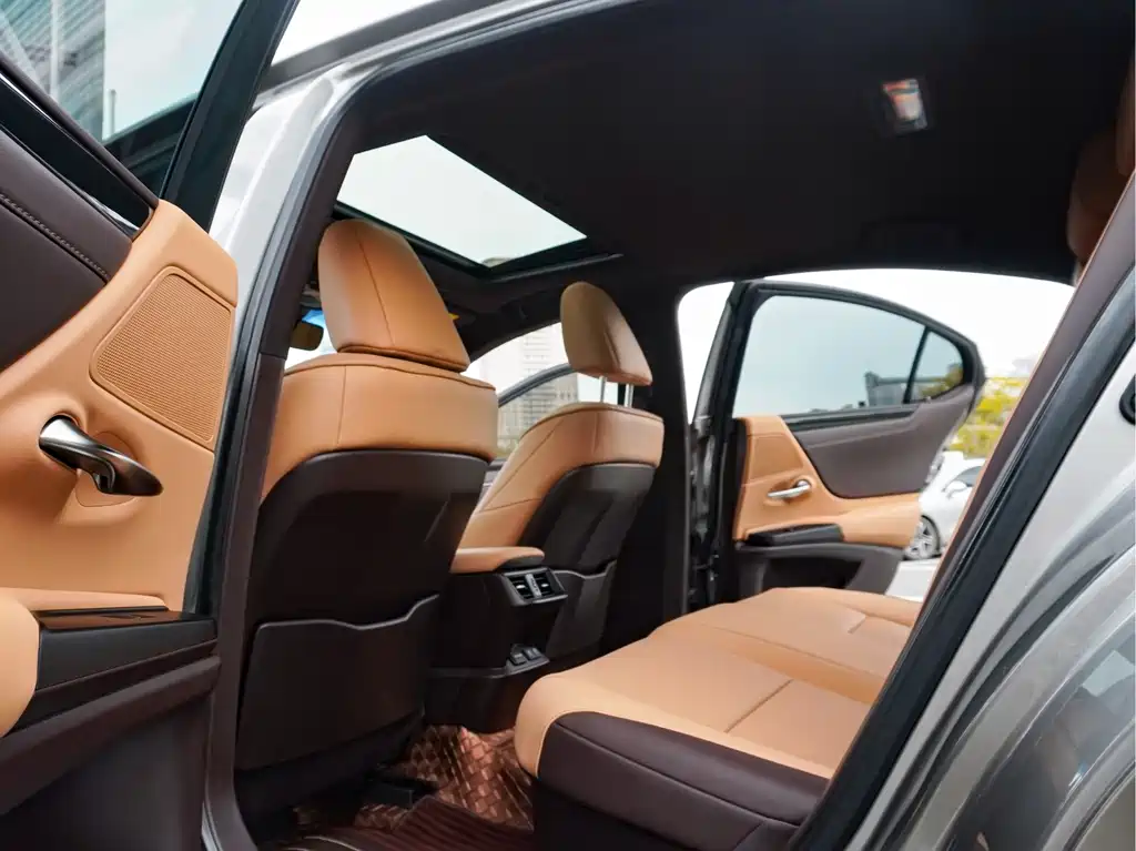 Lexus ES — миниатюра 30