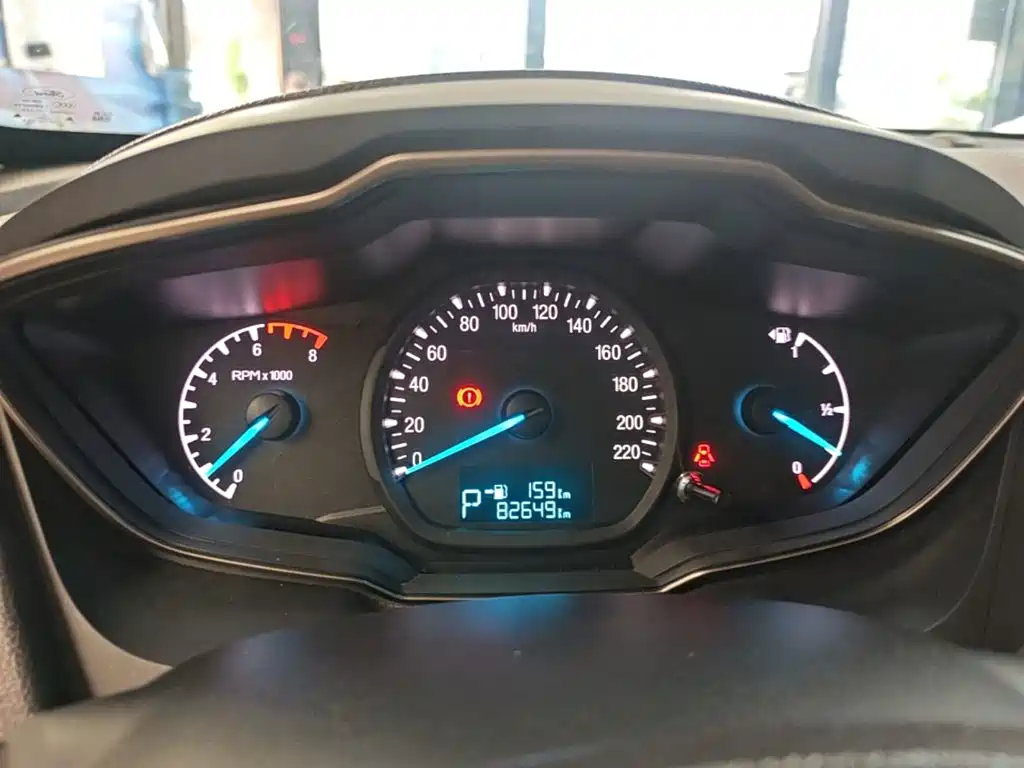 Ford Escort — миниатюра 12