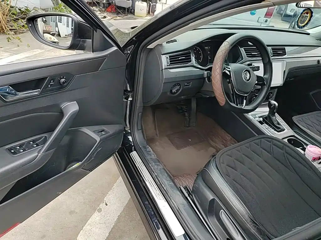 Volkswagen Passat — миниатюра 16