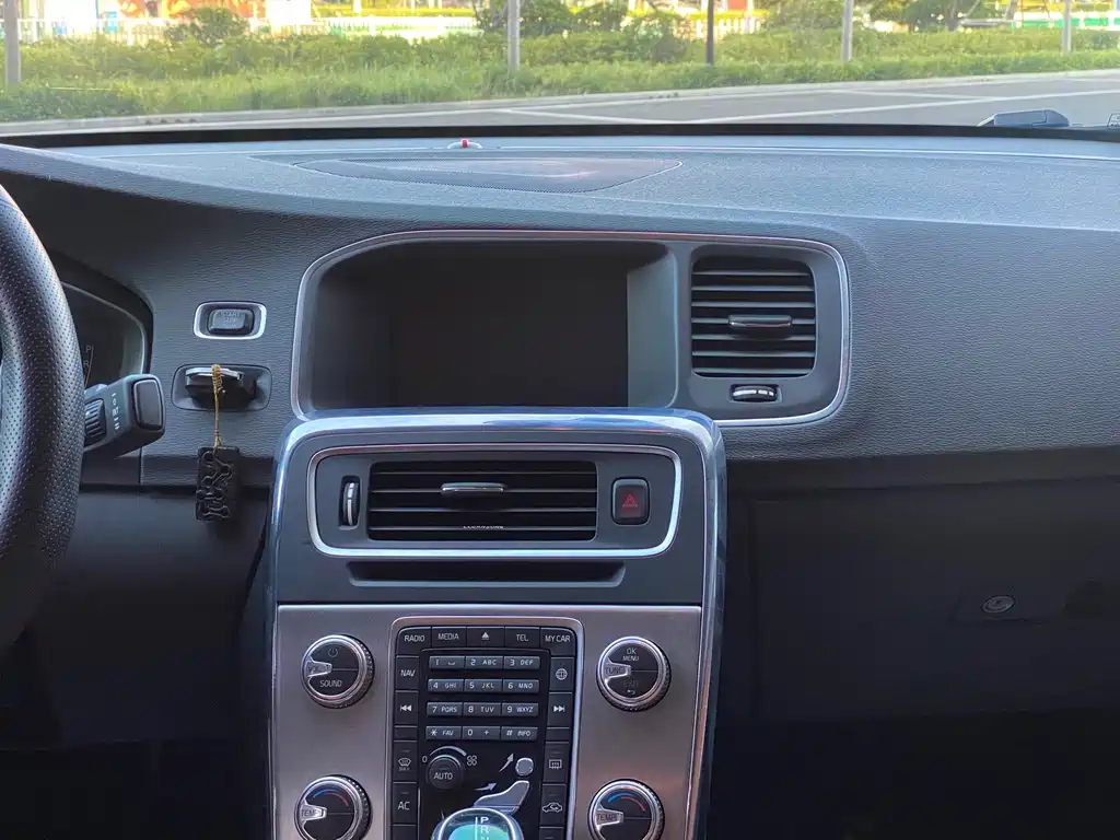 Volvo S60 — миниатюра 14