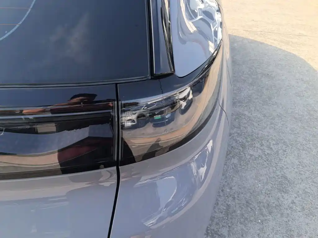 BYD Sealion 05 EV — миниатюра 8