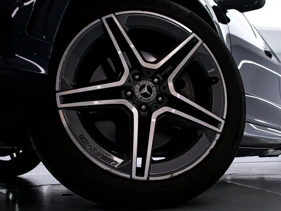 Mercedes-Benz GLS — миниатюра 21