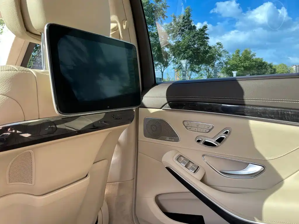 Mercedes-Benz S-Class — миниатюра 15