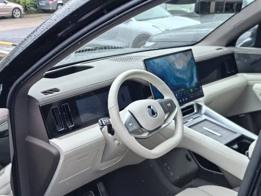 Denza N8L 2025 Flagship