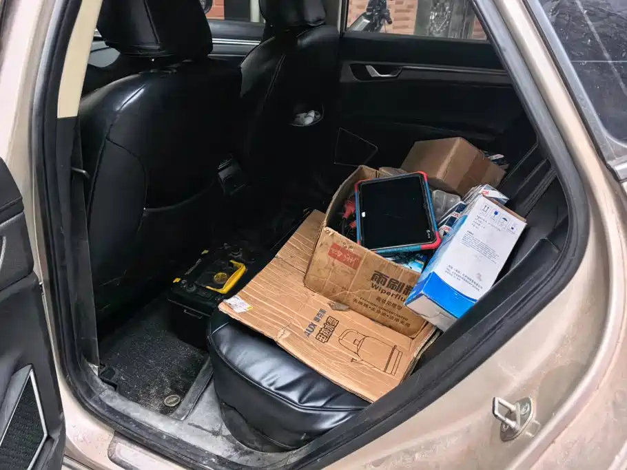 Geely Emgrand GS — миниатюра 11