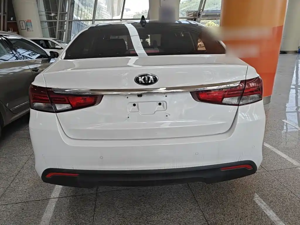 Kia K4 — миниатюра 6