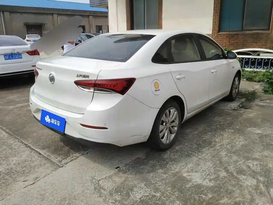 Buick Excelle — миниатюра 3