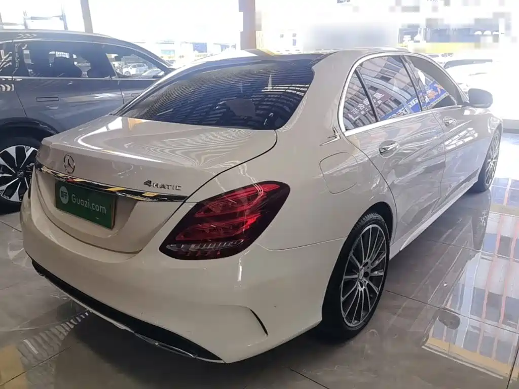 Mercedes-Benz C-Class — миниатюра 7