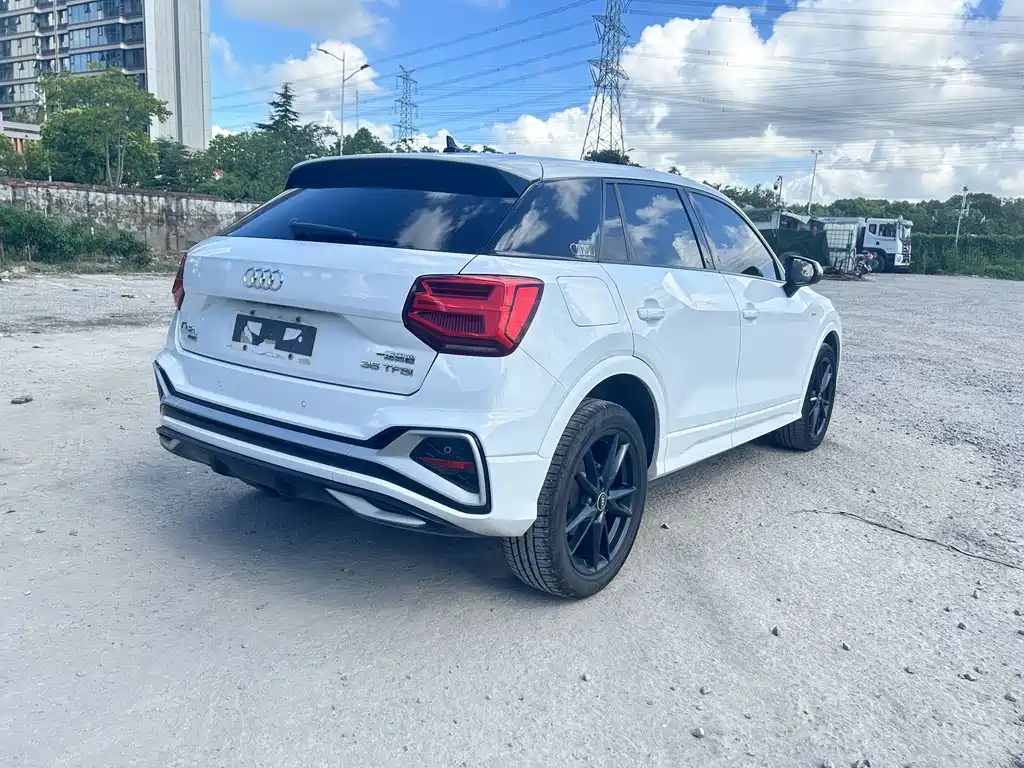 Audi Q2L — миниатюра 8