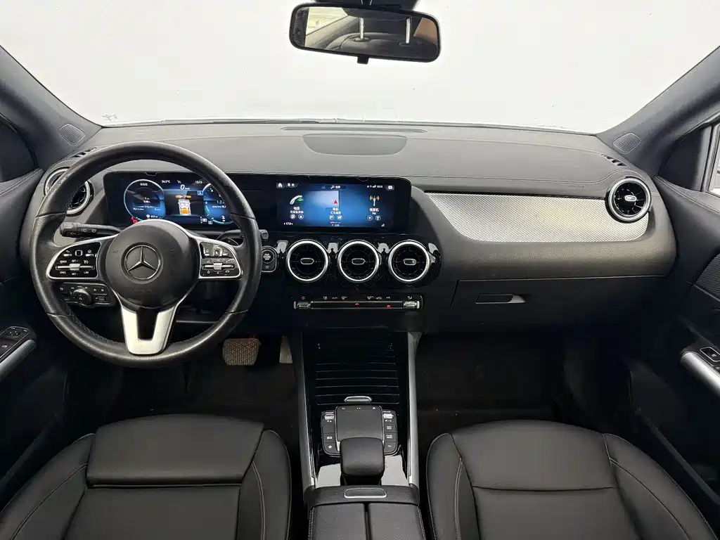 Mercedes-Benz GLA — миниатюра 5
