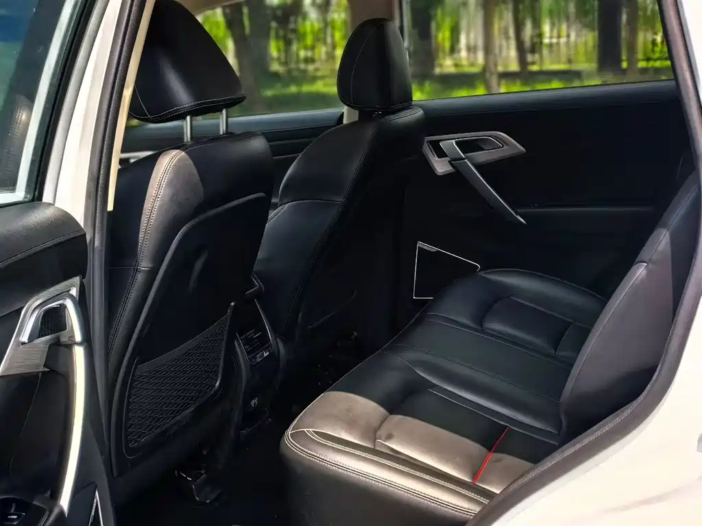 Geely Boyue — миниатюра 8