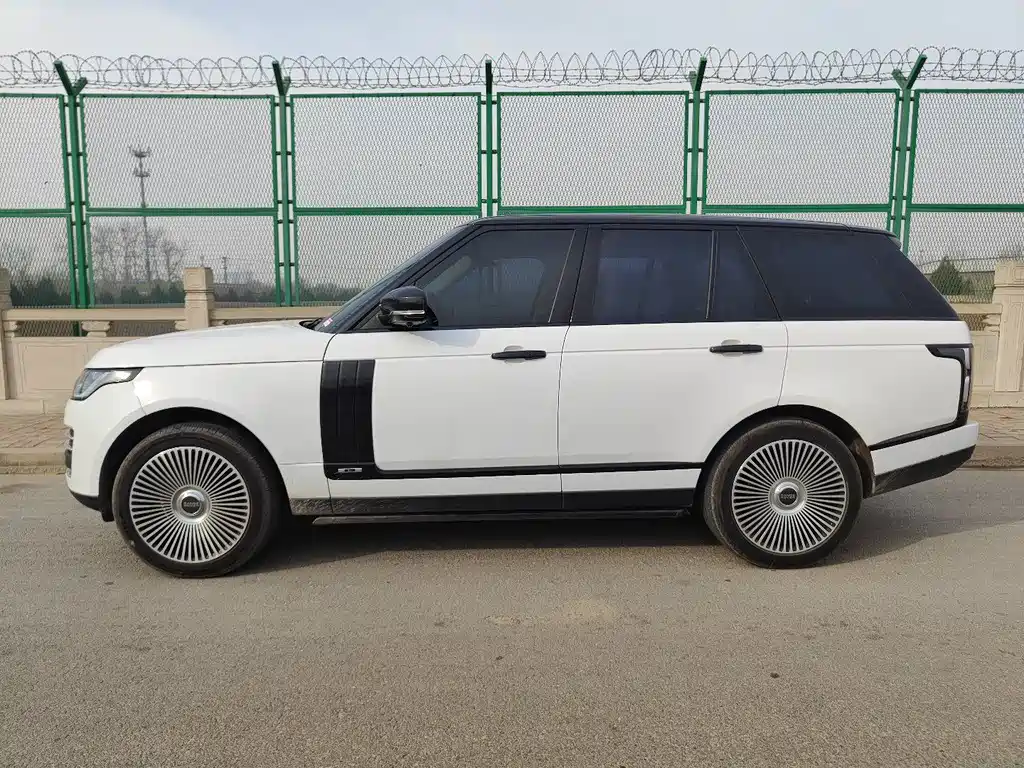 Land Rover Range Rover — миниатюра 15