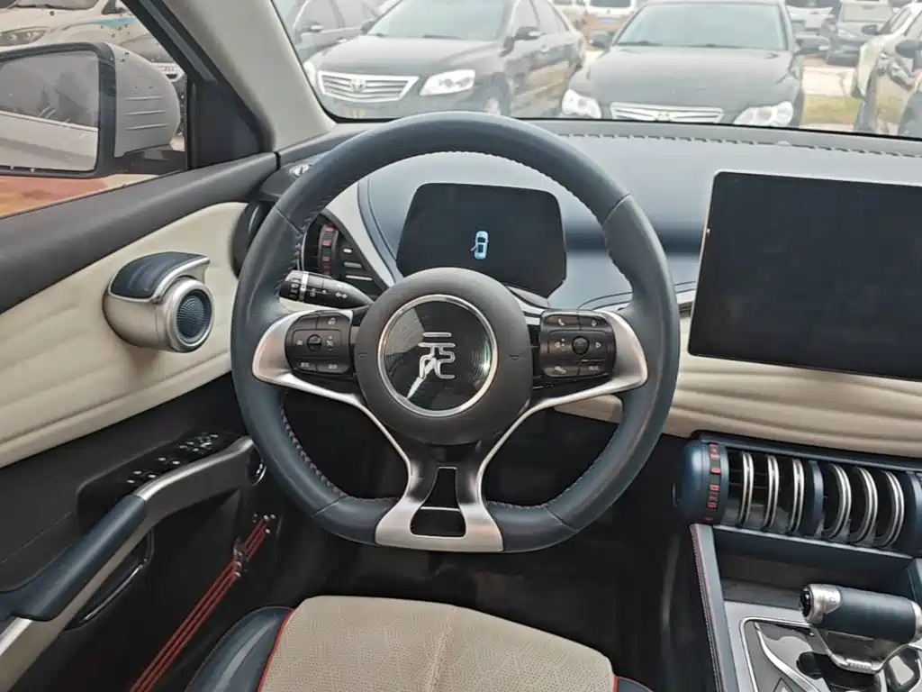 BYD Yuan Plus — миниатюра 11