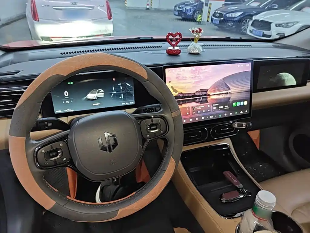 Leapmotor Leapmotor C01 — миниатюра 10