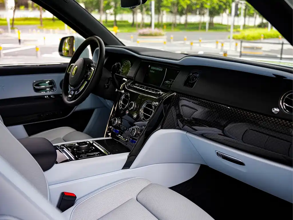 Rolls-Royce Cullinan — фотографии объявления, Фото 25