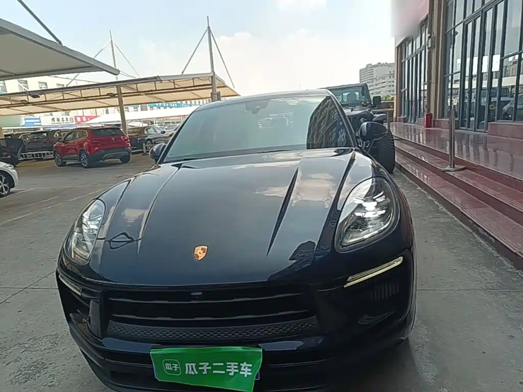 Porsche Macan — миниатюра 3
