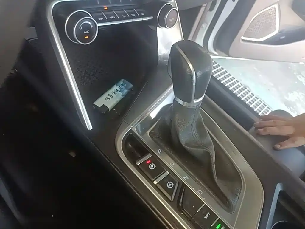 Geely Binrui — миниатюра 14