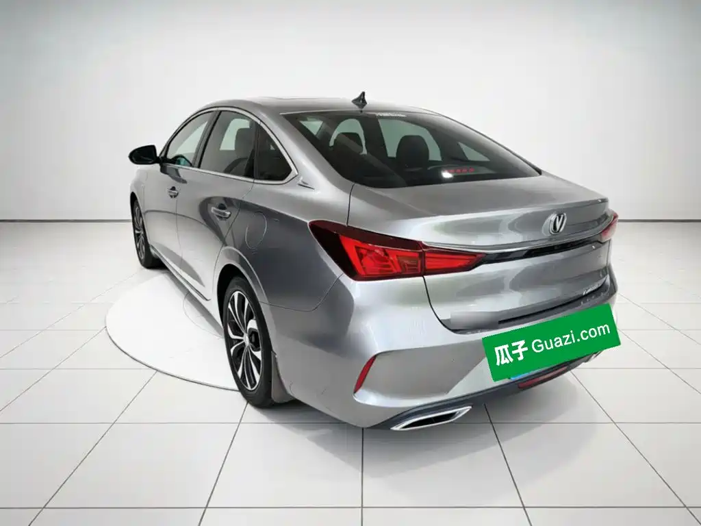Changan Eado — миниатюра 4