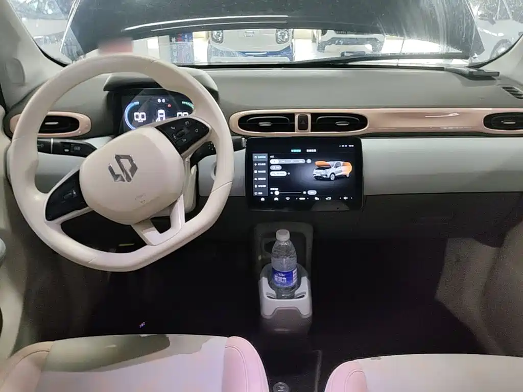 Leapmotor Leapmotor T03 — миниатюра 10