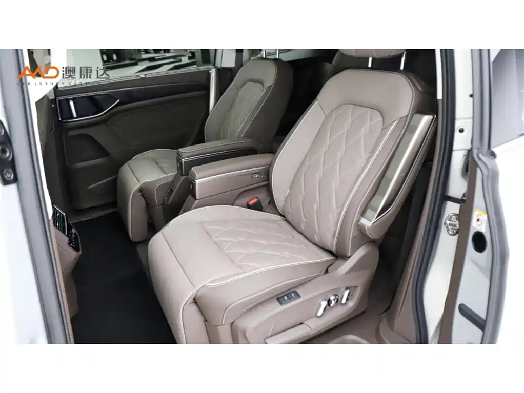 Volkswagen Viloran 2023 380TSI Luxury