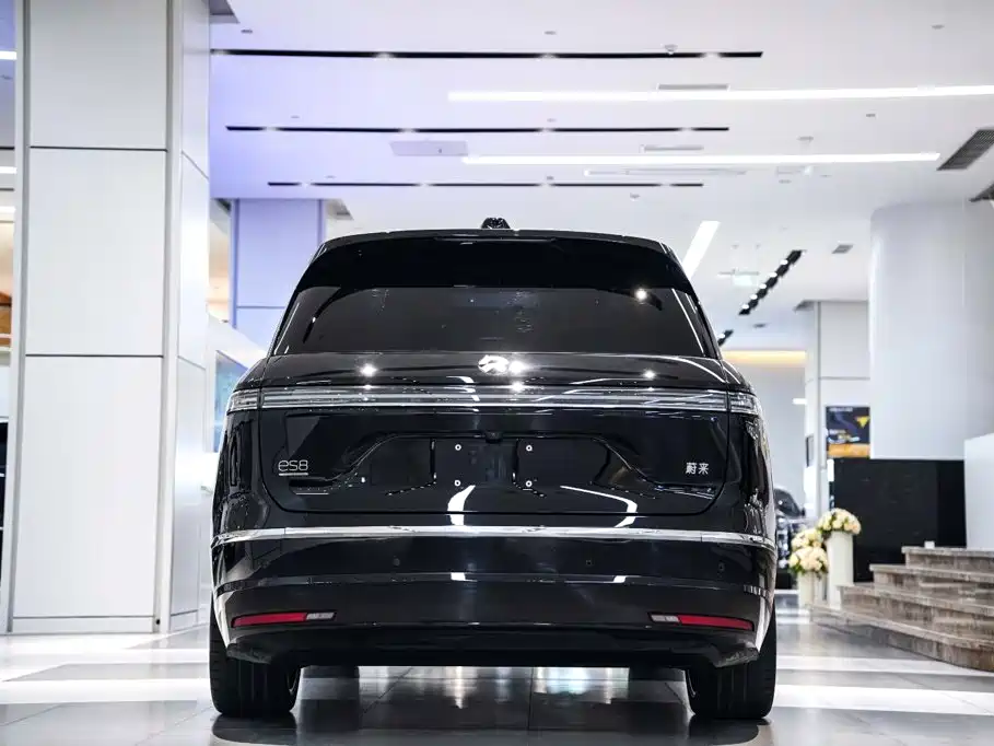 NIO ES8 — миниатюра 6