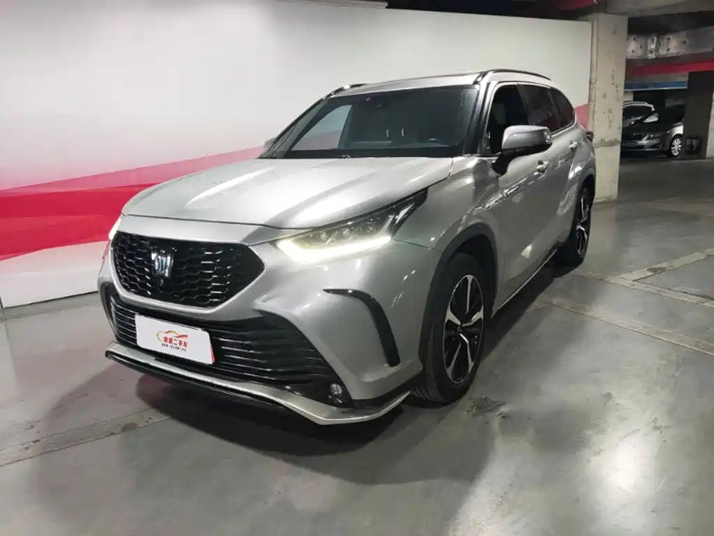 Toyota Crown Kluger