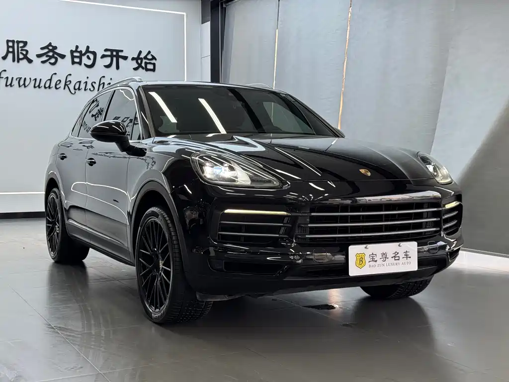 PORSCHE CAYENNE