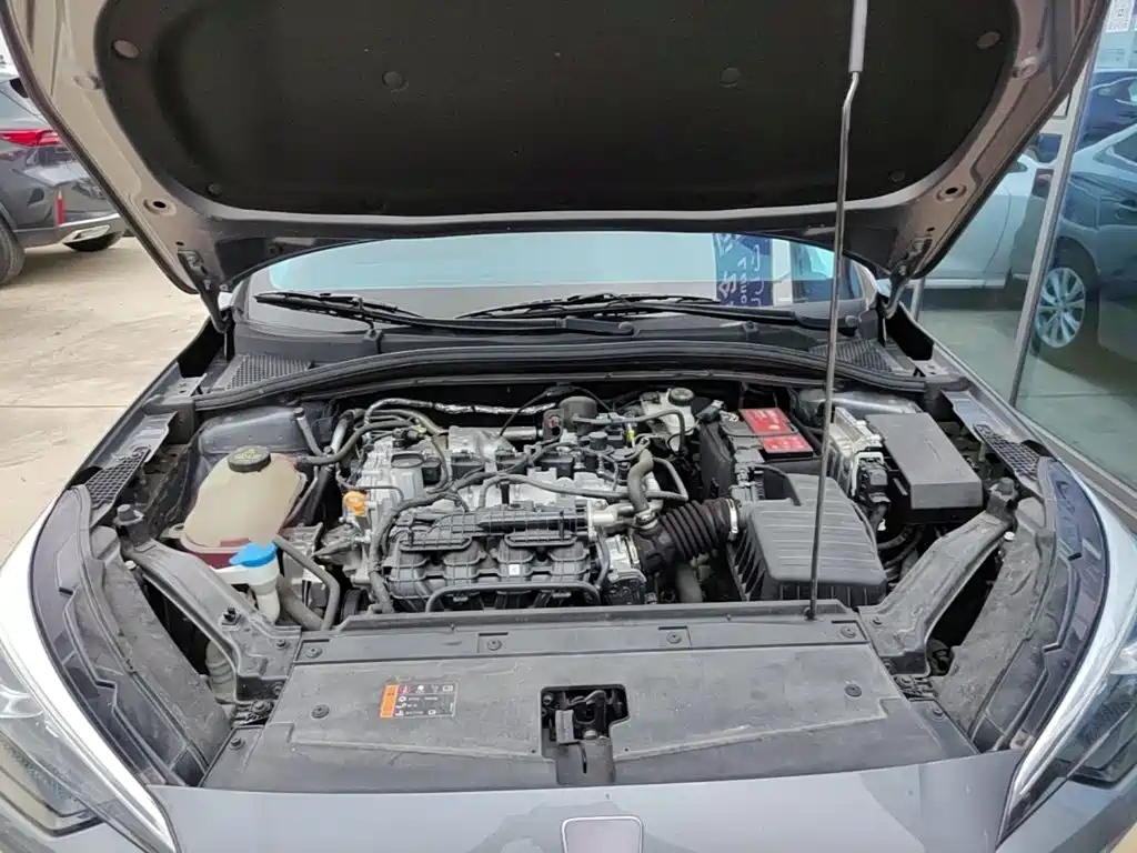 Roewe i5 — миниатюра 20