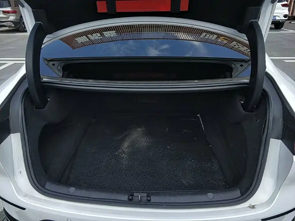BYD Han — миниатюра 19