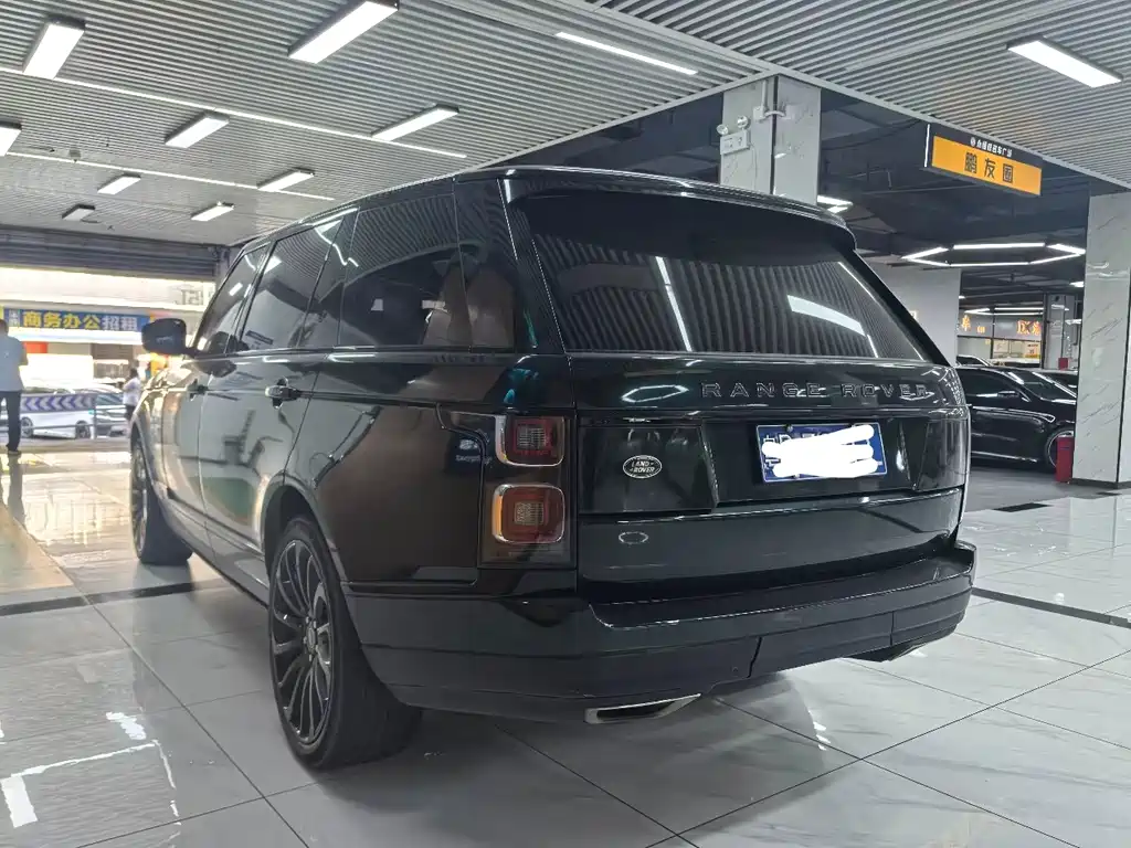 Land Rover Range Rover — миниатюра 6