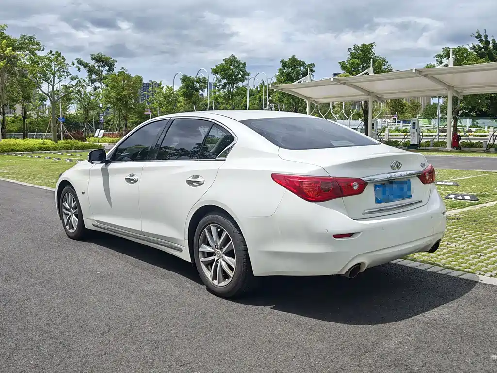 Infiniti Q50L — миниатюра 5