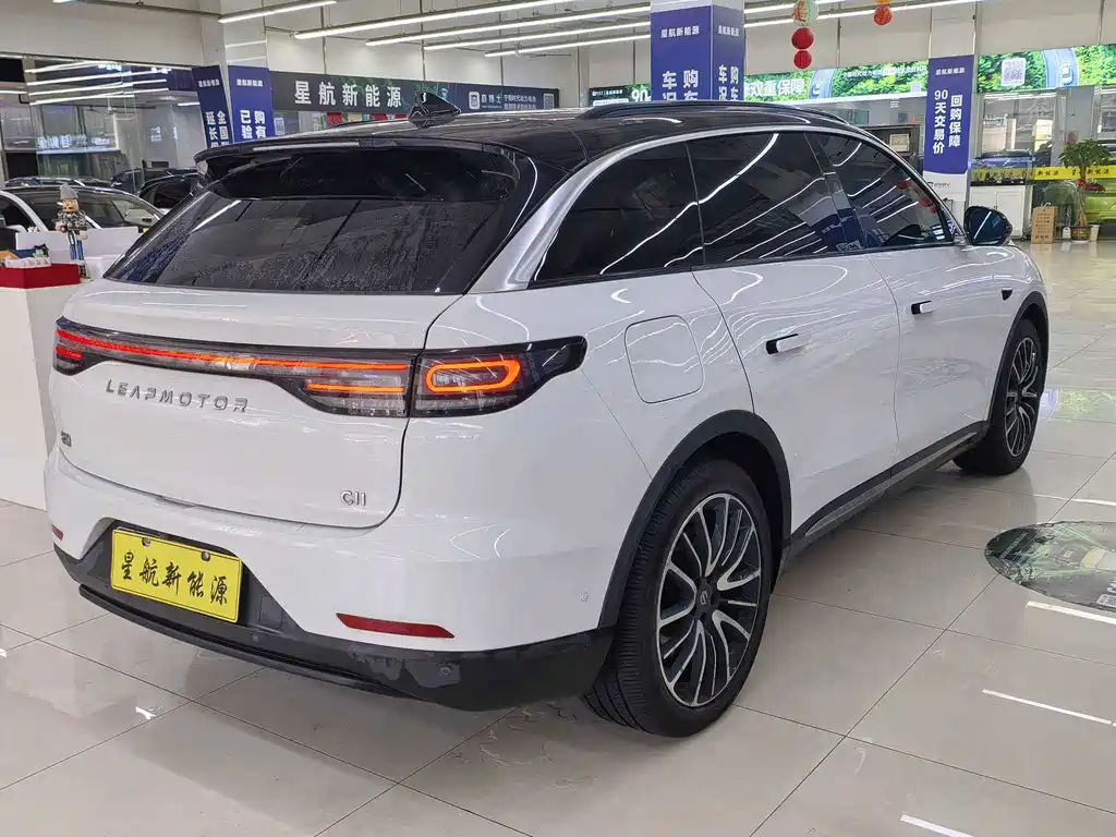 Leapmotor Leapmotor C11 — миниатюра 7