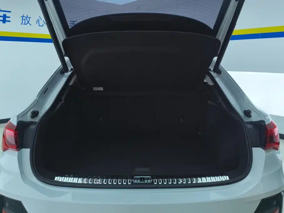 Audi Q3 Sportback — миниатюра 4