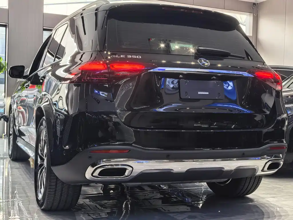 Mercedes-Benz GLE (Import) — миниатюра 10