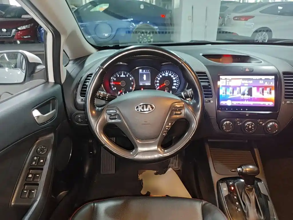Kia K3 — миниатюра 11