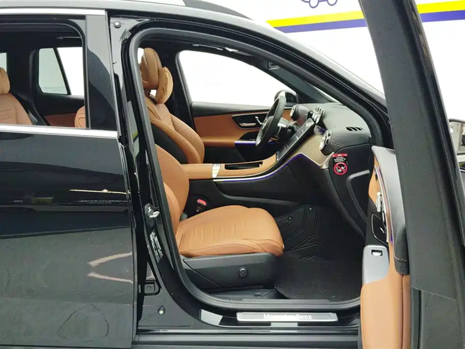 Mercedes-Benz GLC 2024 GLC 300 L 4MATIC 5 мест