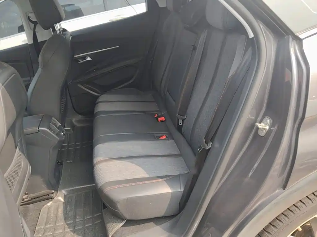 Peugeot 4008 — миниатюра 17