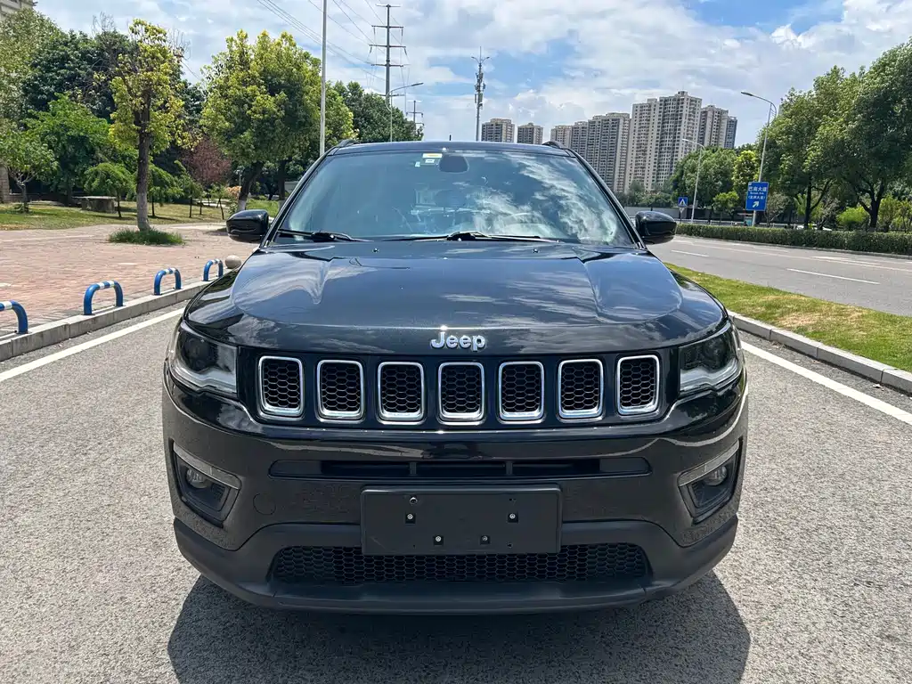 Jeep Compass — миниатюра 2