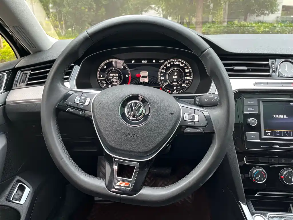 Volkswagen Magotan — миниатюра 10