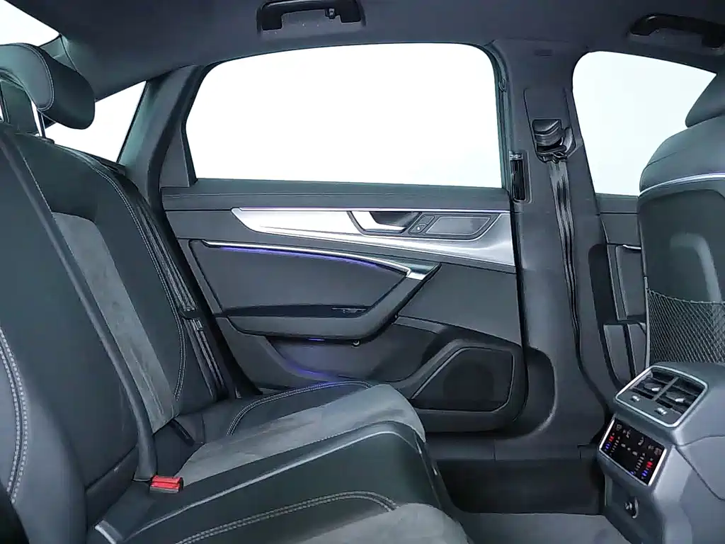 Audi A6L — миниатюра 8