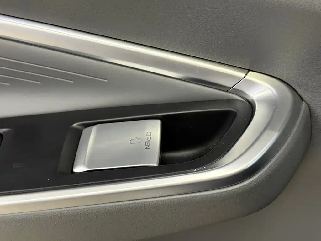 Geely Boyue — миниатюра 19