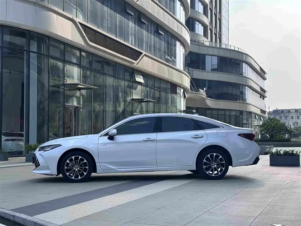 Toyota Avalon — миниатюра 25