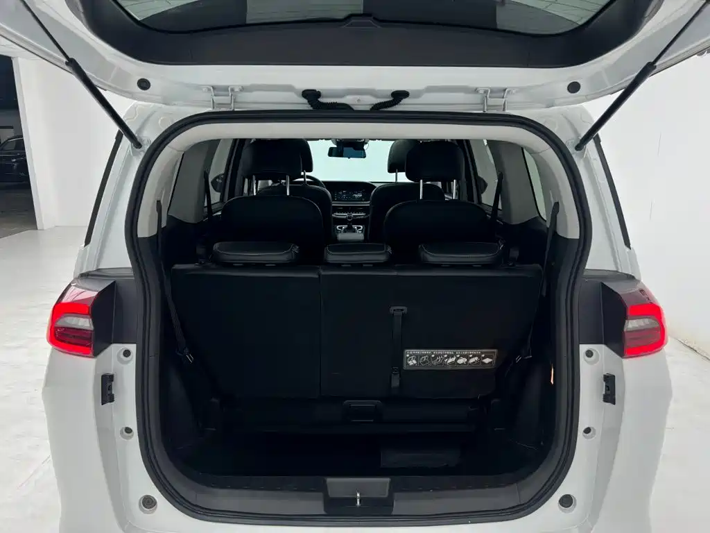 GAC Motor Trumpchi M6 — миниатюра 21