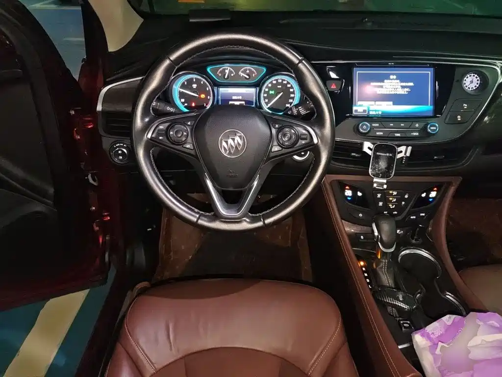 Buick Envision Plus — миниатюра 11