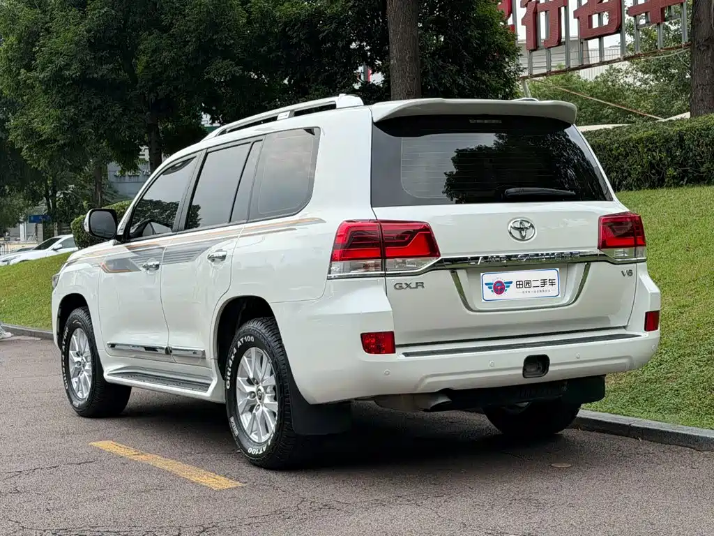 Toyota Land Cruiser — миниатюра 4