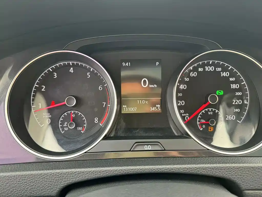Volkswagen Golf — миниатюра 10