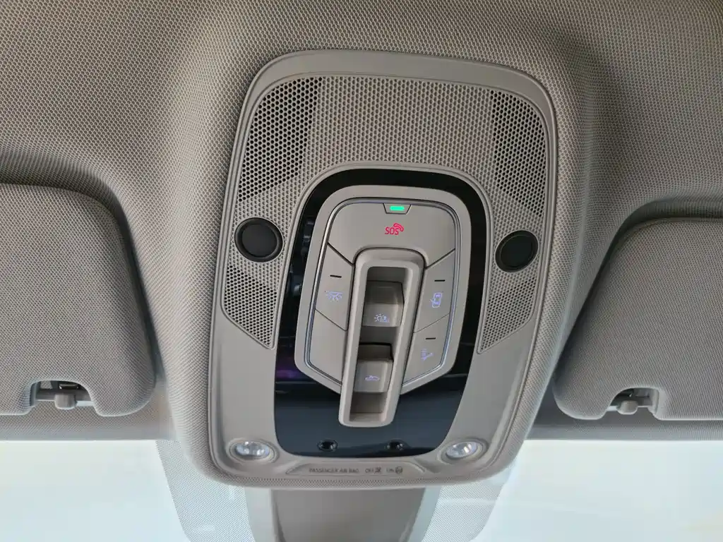 Audi Q7 — миниатюра 15