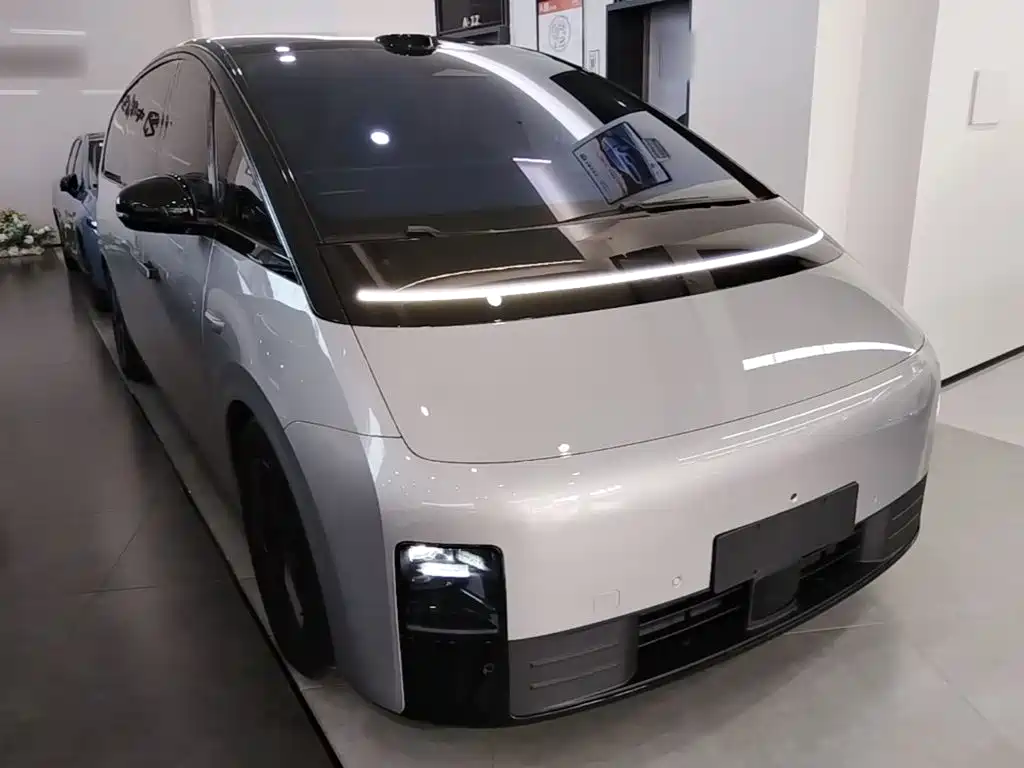 Li Auto Li MEGA — миниатюра 4